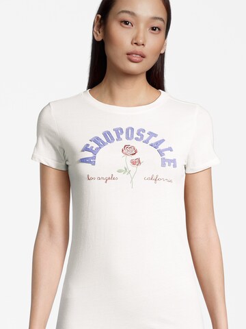 AÉROPOSTALE T-shirt i vit