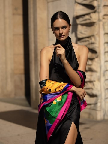 My Minelli Scarf ''Fashion Muse' Pure Nature Silk, Hand Rolled Scarf' in Pink
