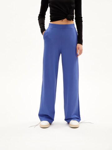 ARMEDANGELS Wide leg Broek 'Himari' in Blauw: voorkant