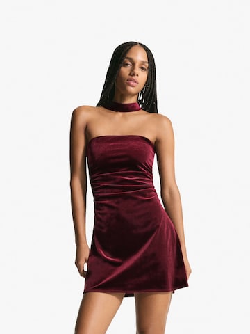 Bershka Kleid in Rot: Vorderseite