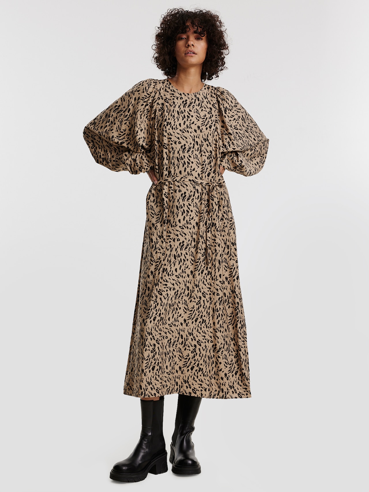 EDITED Produkte Kleid 'Della' braun