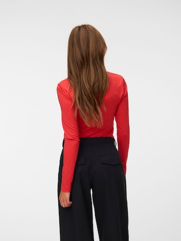 VERO MODA Shirt in Rood