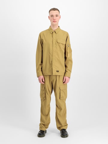 ALPHA INDUSTRIES Between-Season Jacket in Green: front