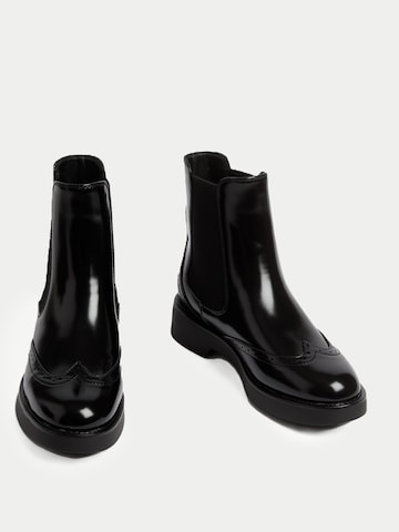 Marks & Spencer Chelsea Boots in Schwarz