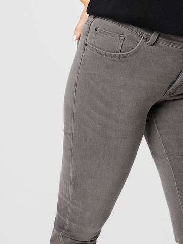 Tom Tailor Women + Slimfit Jeans in Grau