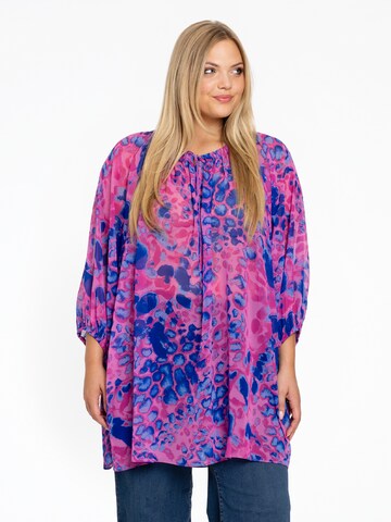 Yoek Tunic in Blue: front