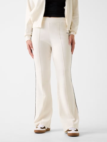 GUESS Slimfit Hose in Beige: Vorderseite