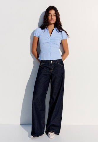 Bershka Bluse in Blau