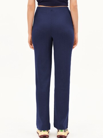 ARMEDANGELS Flared Trousers in Blue