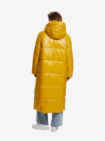 Manteau d’hiver ESPRIT en jaune