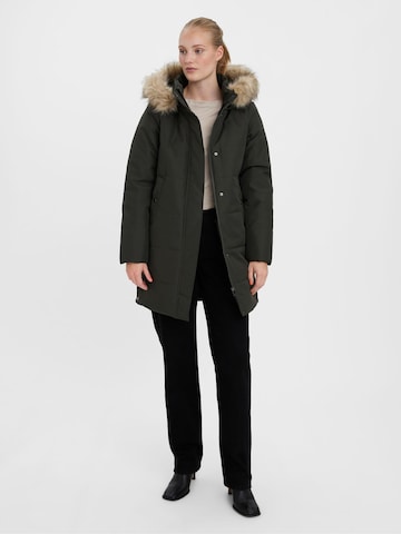 Manteau d’hiver 'Addison' VERO MODA en vert