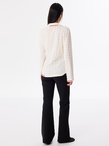 Twist Blouse in Beige