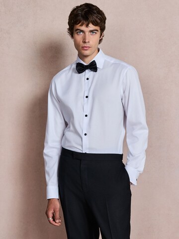 Coupe slim Chemise Next en blanc : devant