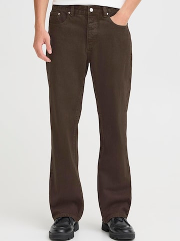 Casual Friday - Loosefit Calças de ganga ' CFHALLUND ' em castanho