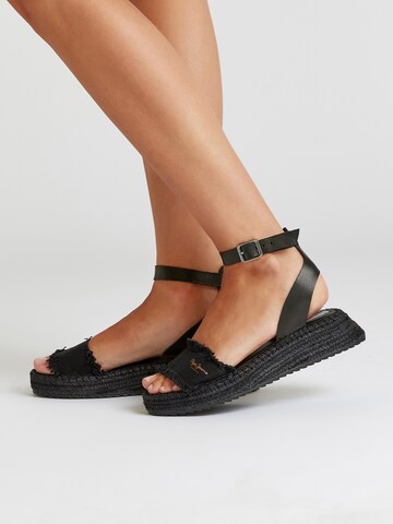 Pepe Jeans Sandals in Black: front