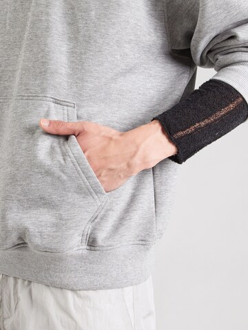 WEEKDAY Sweatshirt in Grey