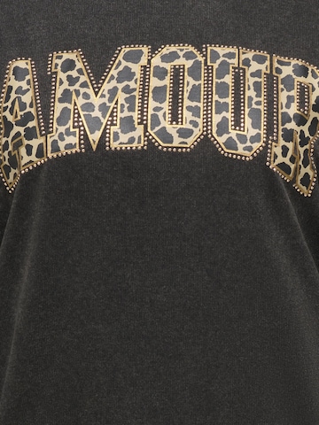 ONLY Carmakoma - Sudadera 'CARLINETT' en negro
