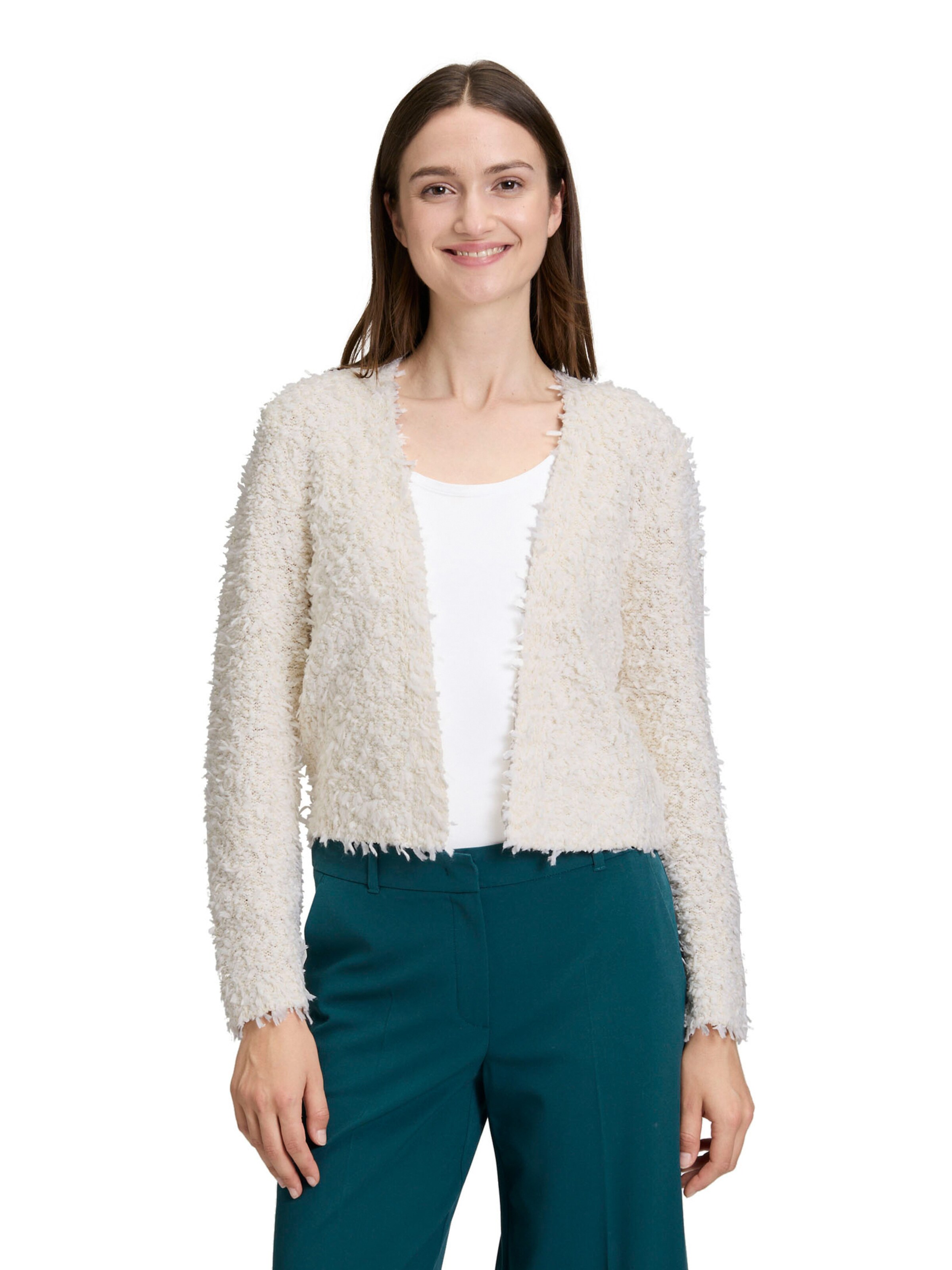 Betty & Co Strickjacke in Beige: Vorderseite