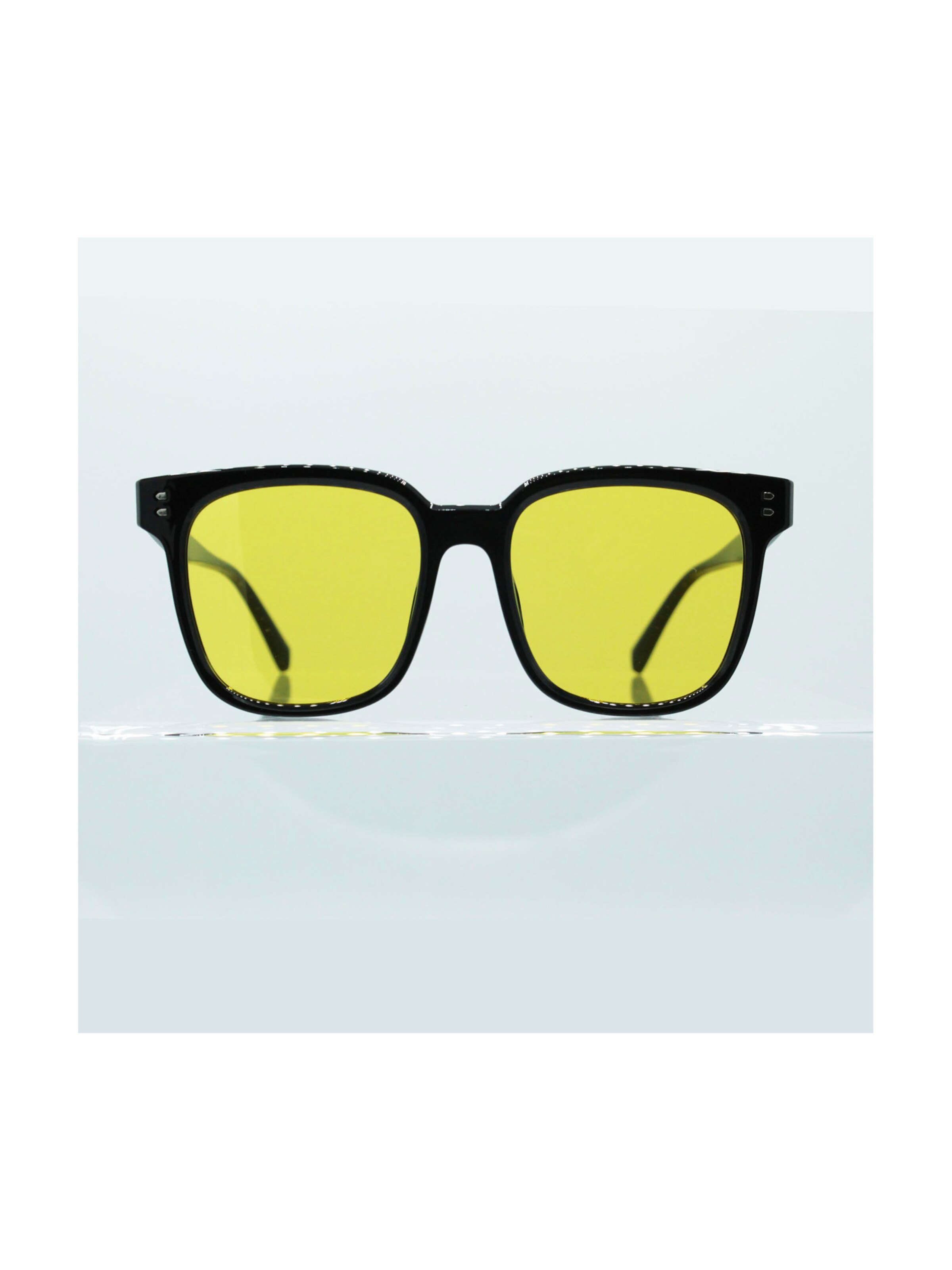 Surf Monkey Sunglasses in Yellow