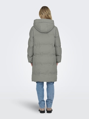 ONLY - Abrigo de invierno en gris