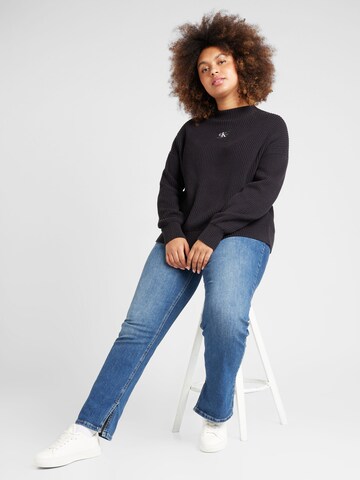 Calvin Klein Jeans Curve Pullover in Schwarz