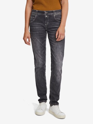 Cartoon Regular Jeans in Zwart: voorkant