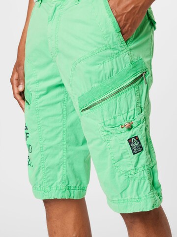 CAMP DAVID Regular Pants in Green