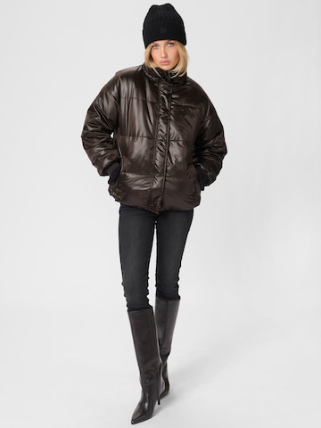 My Essential Wardrobe Vinterjakke 'GlossyMW' i brun
