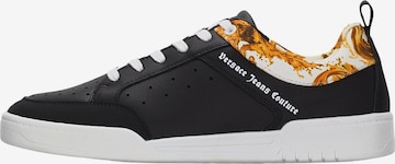 Versace Jeans CoutureNiske tenisice 'FONDO BROOKLYN DIS. 63' - crna boja: prednji dio