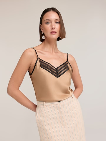 MOTIVI Top in Beige