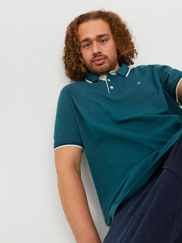 Jack & Jones Plus Shirt 'JJEPAULOS' in Groen