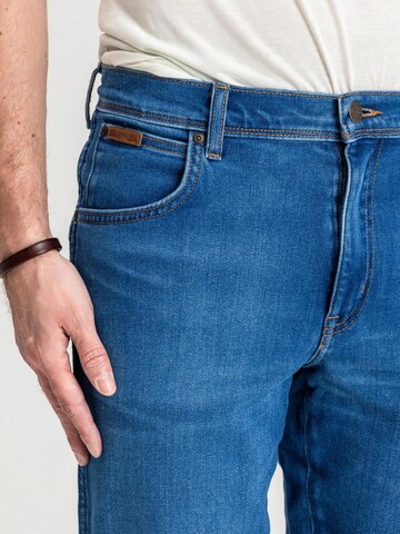 WRANGLER Regular Jeans in Blau