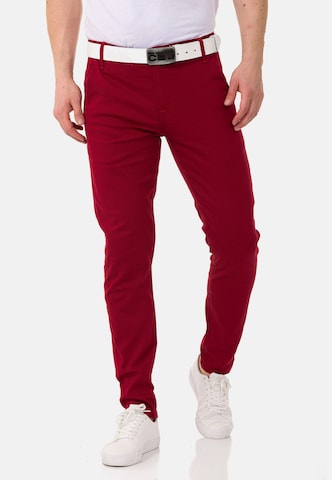 CIPO & BAXX Regular Chino Pants in Red: front