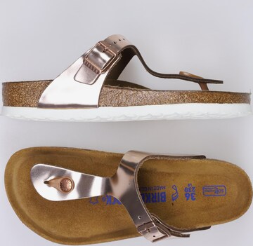 BIRKENSTOCK Sandalen 36 in Gold: predná strana