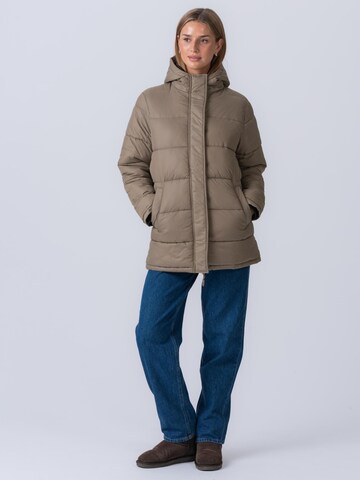 TEESHOPPEN Téli dzseki ' Long Puffer ' - bézs