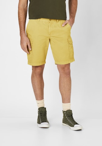 REDPOINT Regular Cargo Pants in Yellow: front