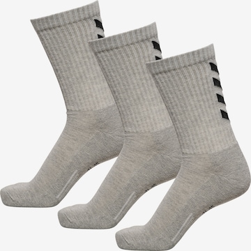 Chaussettes de sport Hummel en gris : devant