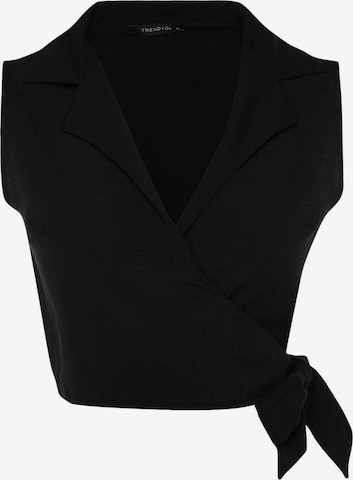 Trendyol Blouse in Black: front