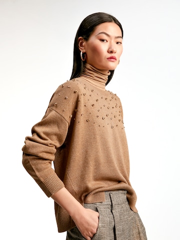 Lola Casademunt Sweater in Gold