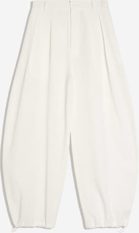 Bershka Wide Leg Housut värissä valkoinen: etupuoli