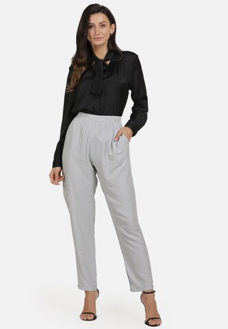 usha WHITE LABEL Tapered Broek in Grijs