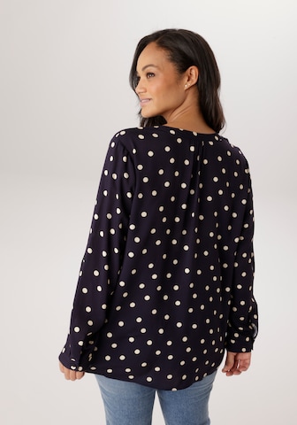 Aniston Blouse in Black