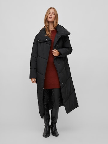 VILA Zimní kabát – černá: přední strana