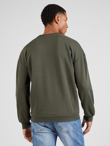 ABOUT YOU Sweatshirt 'Rocco' in Groen