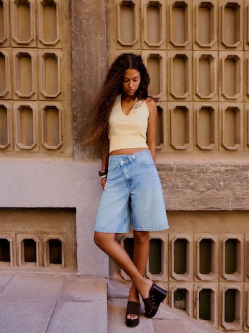 Wide leg Jeans de la Bershka pe albastru: față