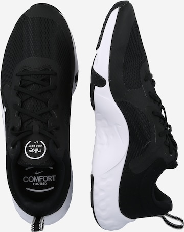 NIKESportske cipele - crna boja