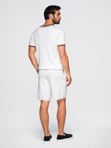 Ombre Regular Sporthose‌‌‌‌‌‌ in Weiß