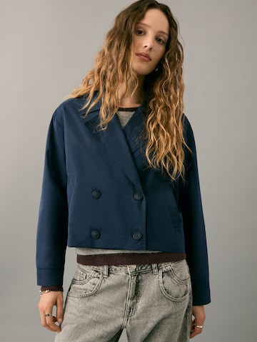 MANGO TEEN Ανοιξιάτικο και φθινοπωρινό παλτό 'Naval' σε μπλε: μπροστά