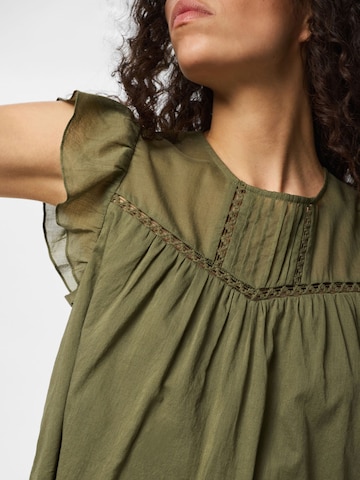 T-shirt 'PCAstrid' PIECES en vert