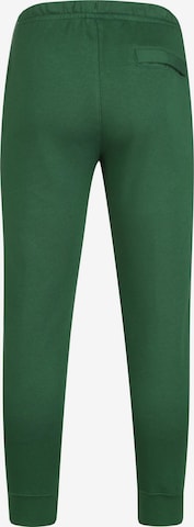 Effilé Pantalon 'Club Fleece' Nike Sportswear en vert